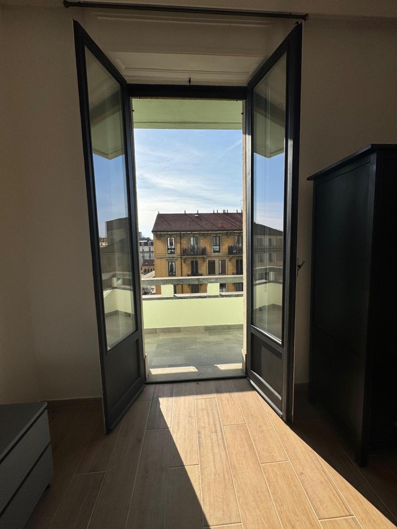 New Apartment With Balcony, Isola Bosco Verticale Milánó Kültér fotó